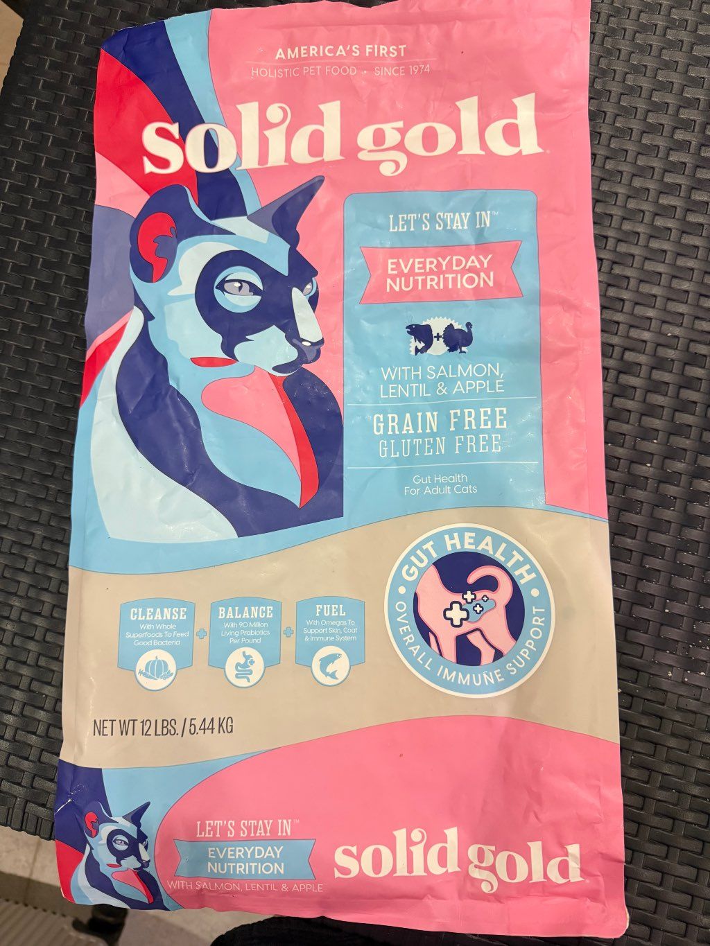 Solid Gold Let's Stay In Everyday Nutrition With Salmon, Lentil & Apple