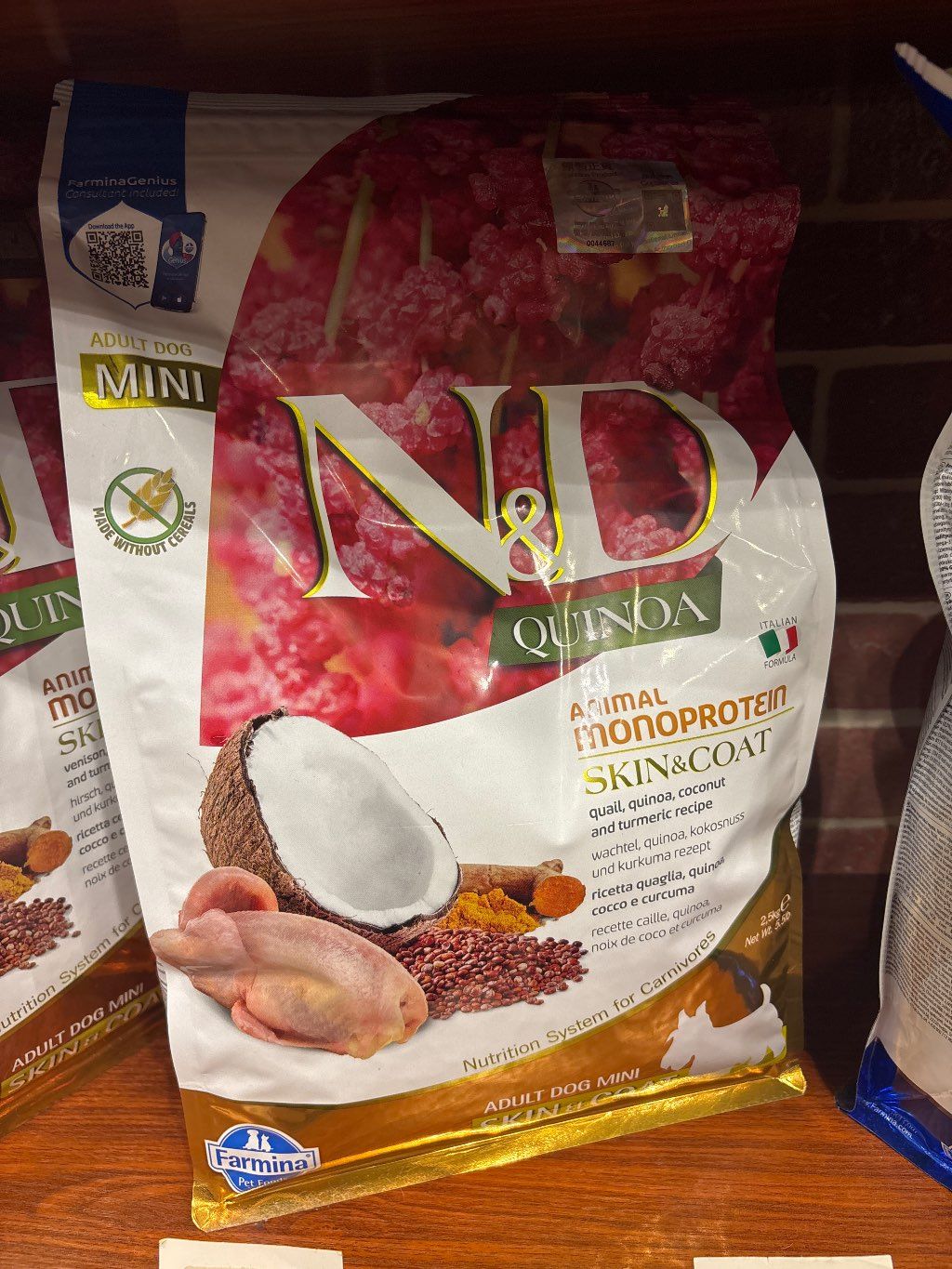 Farmina N&D Quinoa Skin & Coat Quail, Quinoa, Coconut and Turmeric Recipe Adult Dog Mini