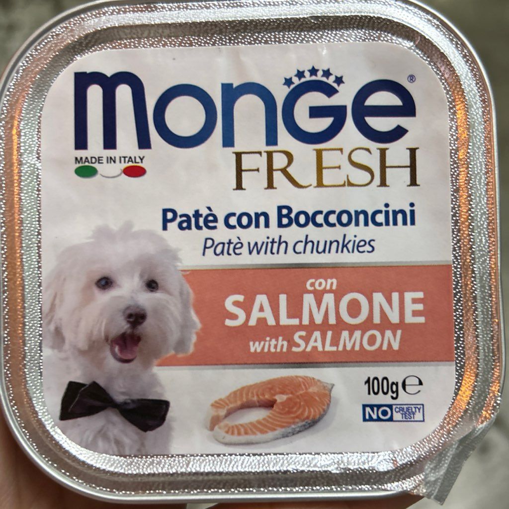 Monge Fresh Pate and Chunkies with Salmon
