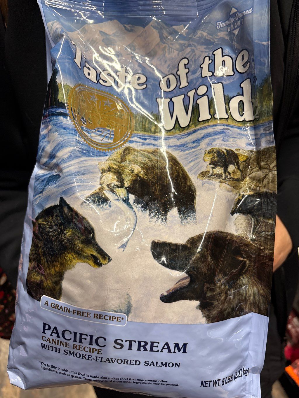 Taste of the Wild Pacific Stream Canine Recipe with Smoke-Flavored Salmon