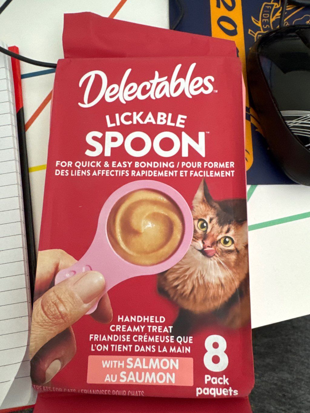Hartz Delectables Lickable Spoon With Salmon (3 of 3)