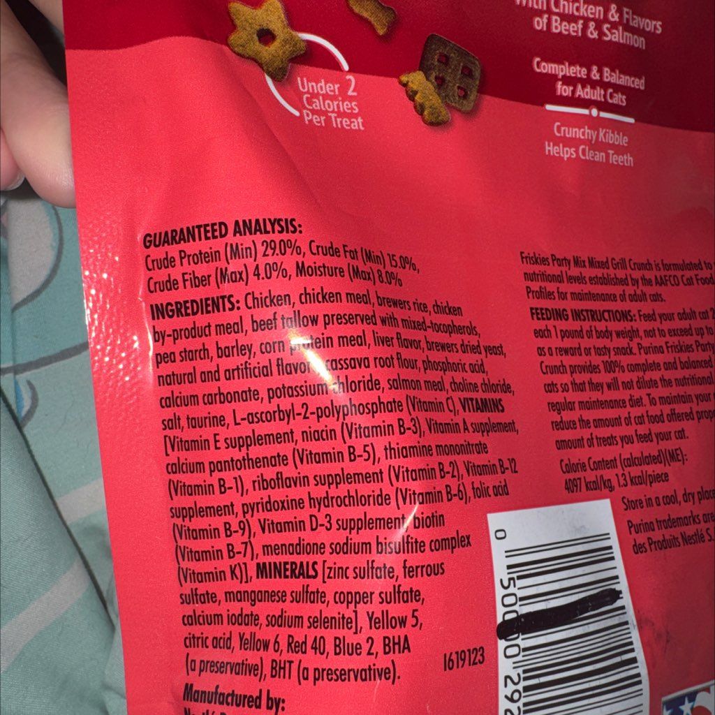 Purina Friskies Party Mix Mixed Grill Crunch (2 of 2)