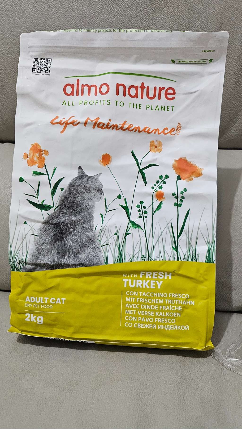 Life Maintenance With Fresh Turkey Adult Cat