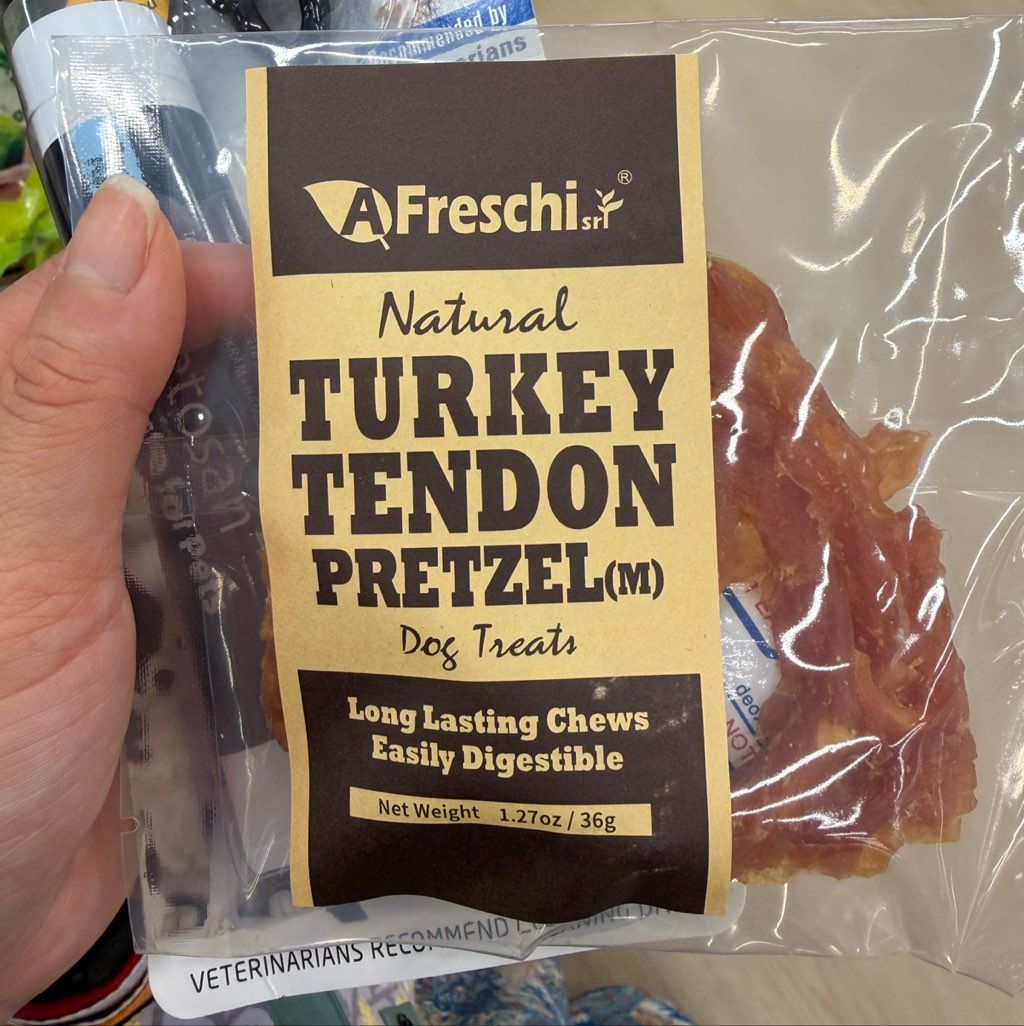 AFreschi Natural Turkey Tendon Pretzel (M)