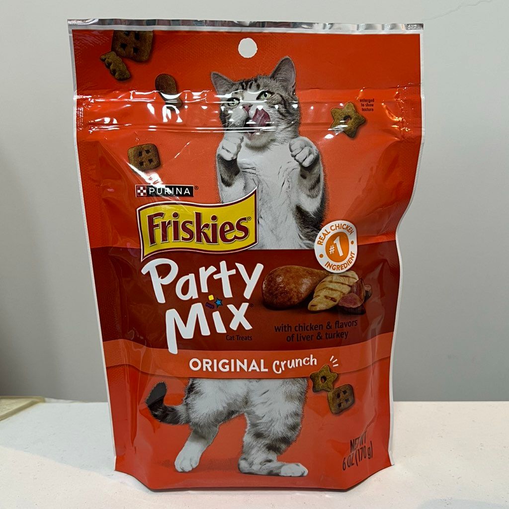 Purina Friskies Party Mix Original Crunch