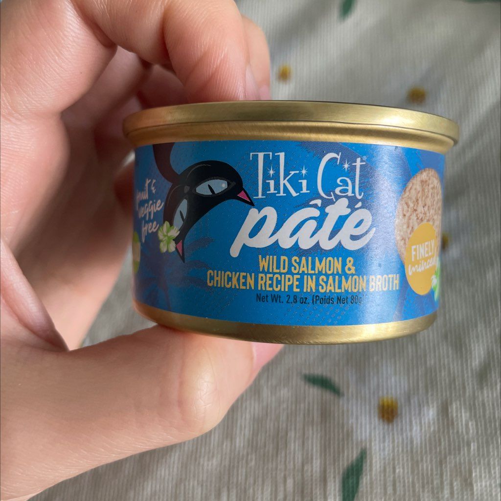 Tiki Cat Pate Wild Salmon & Chicken Recipe in Salmon Broth