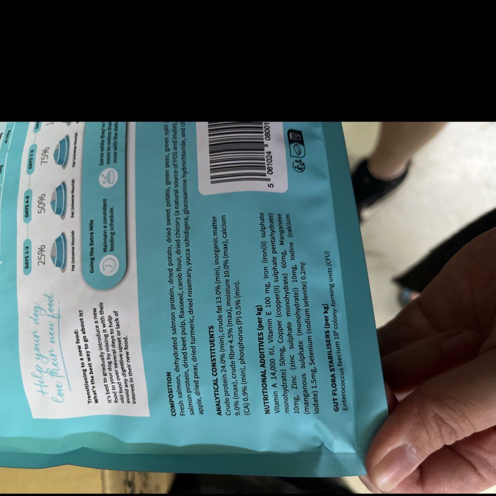 Pet Universe Nourish Hypoallergenic + Sensitive Care Real Fresh Deboned Salmon (3 of 3)