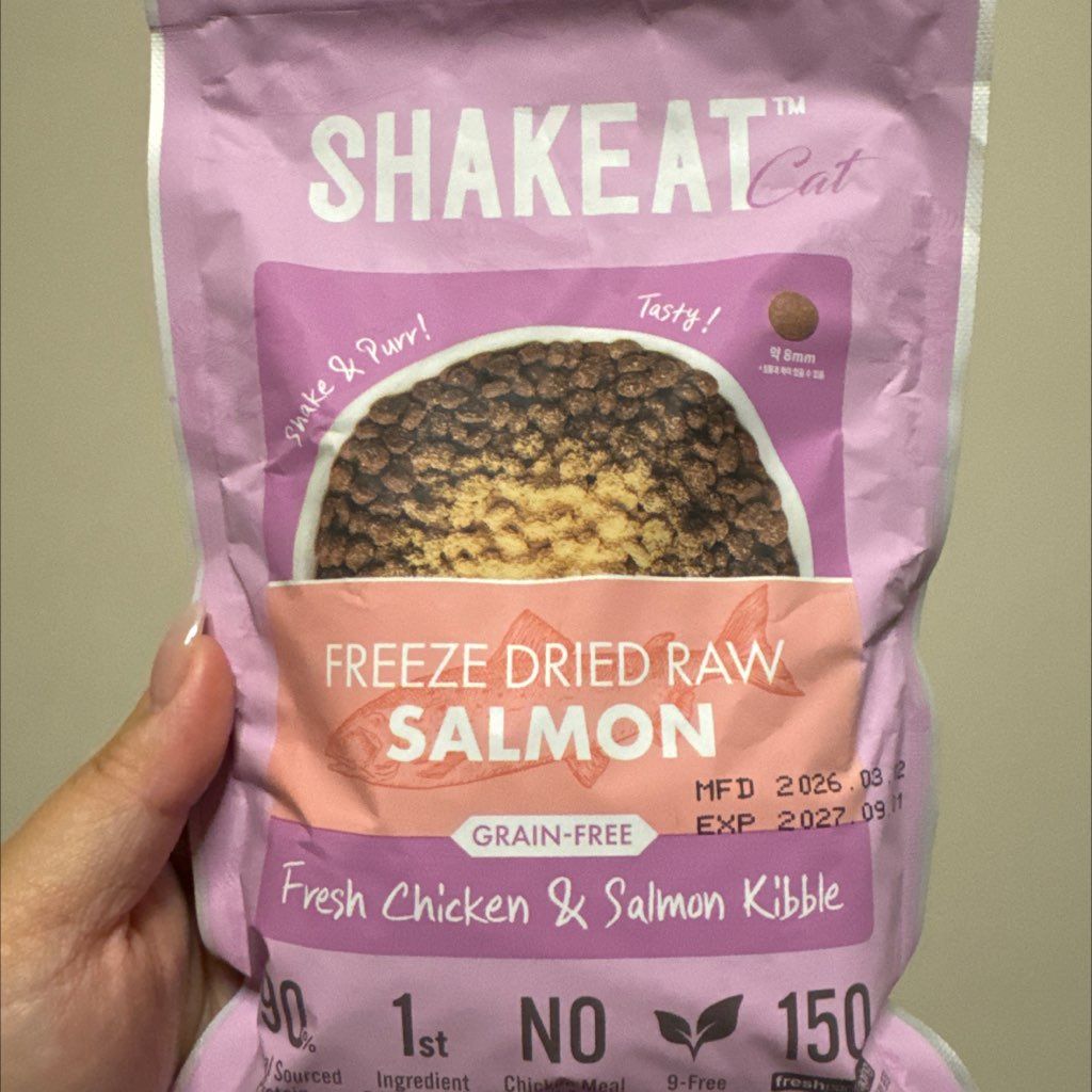 SHAKEAT Cat Freeze Dried Raw Salmon Fresh Chicken & Salmon Kibble